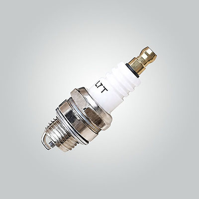 Chainsaw Parts Compatible Spark Plugs for STIHL 070 ms070 Chainsaw